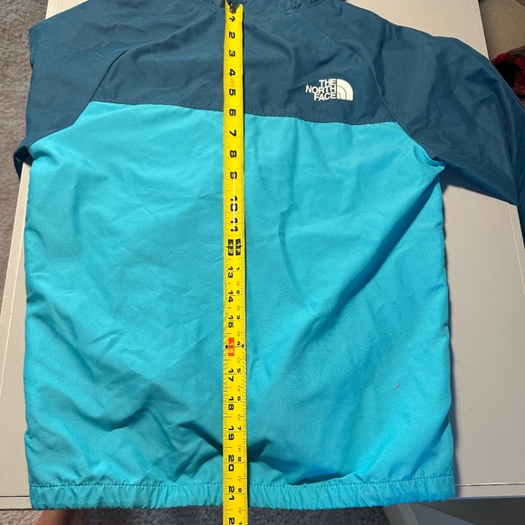 The North Face Teen Amphibious Packable Wind Jacket - Size L - Picture 6 of 16